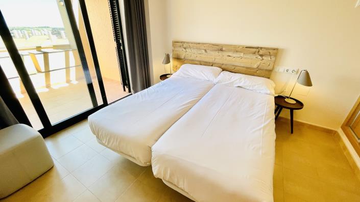 Image No.29-2 Bed Apartment for sale