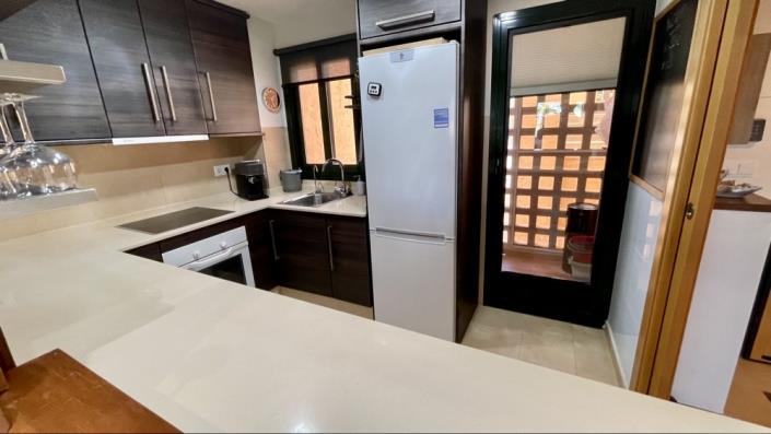 Image No.6-3 Bed Apartment for sale