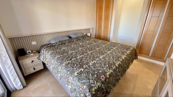 Image No.26-3 Bed Apartment for sale