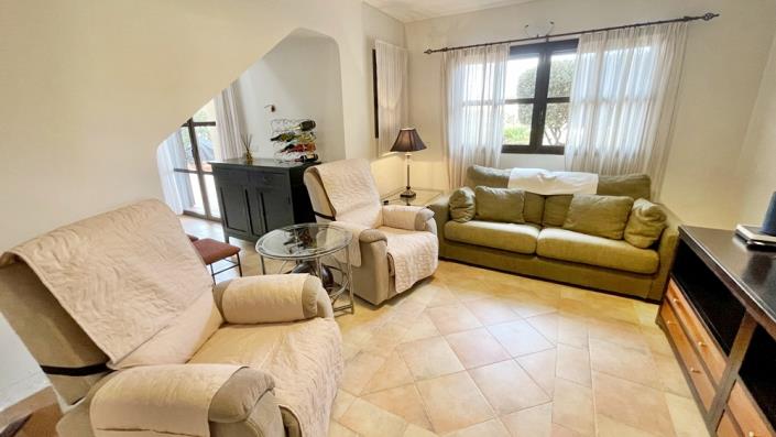 Image No.18-3 Bed Villa for sale