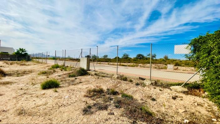 Image No.18-4 Bed Land for sale