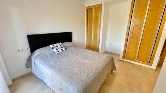 Image No.21-2 Bed Apartment for sale