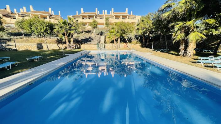 Image No.28-2 Bed Apartment for sale