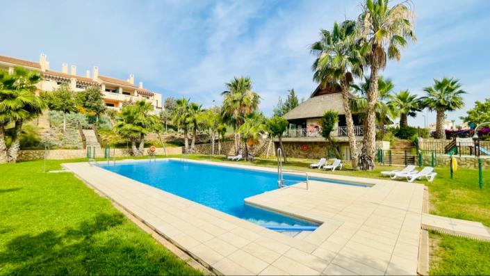 Image No.25-2 Bed Apartment for sale