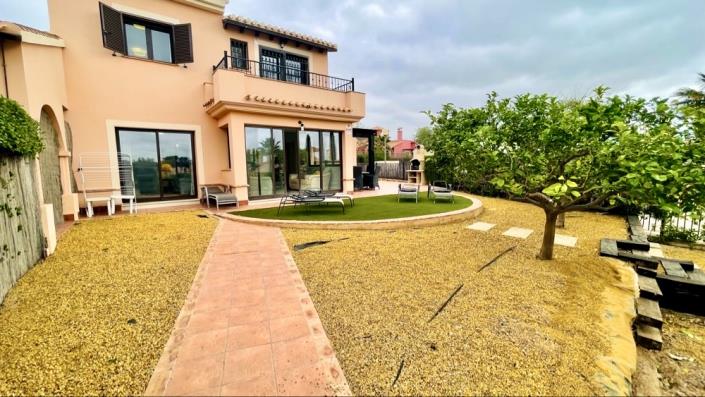 Image No.16-3 Bed Villa for sale