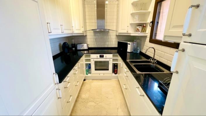 Image No.20-3 Bed Villa for sale