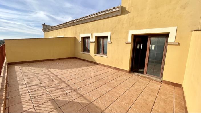 Image No.20-2 Bed Commercial for sale