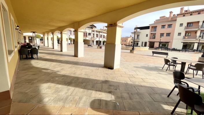 Image No.25-2 Bed Commercial for sale