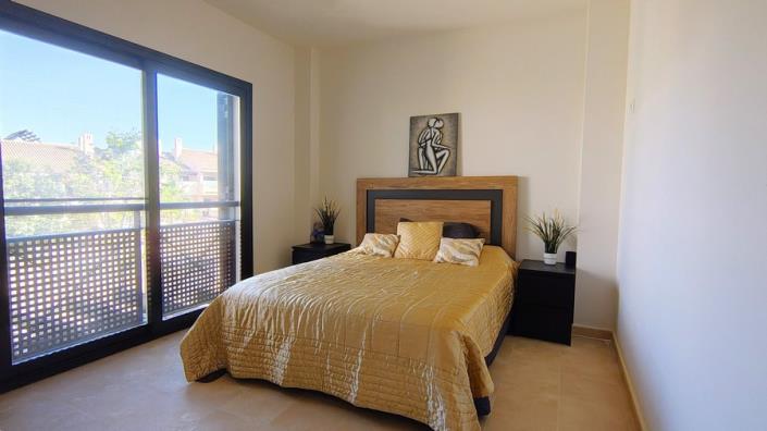 Image No.11-3 Bed Apartment for sale