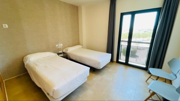 Image No.34-2 Bed Apartment for sale