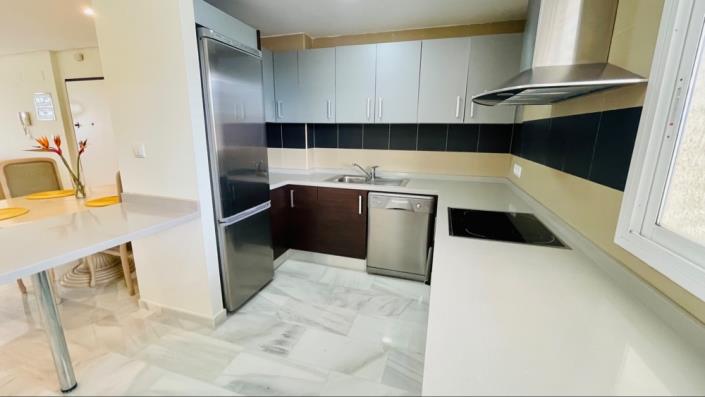 Image No.13-3 Bed Apartment for sale