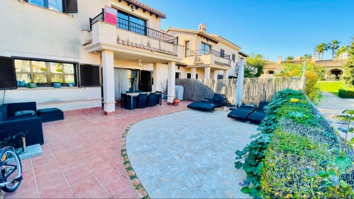 Image No.23-3 Bed Villa for sale