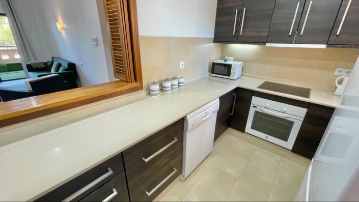 Image No.8-2 Bed Apartment for sale