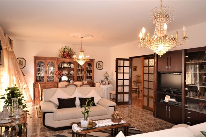 Image No.6-3 Bed Villa for sale