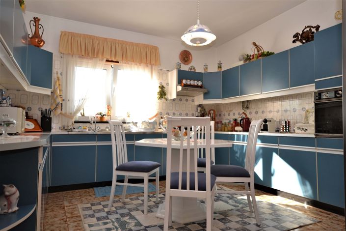 Image No.9-3 Bed Property for sale