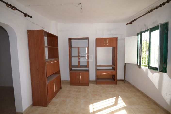 Image No.17-3 Bed Townhouse for sale