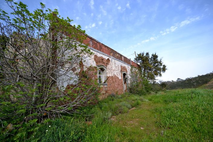 Image No.16-3 Bed Plot for sale