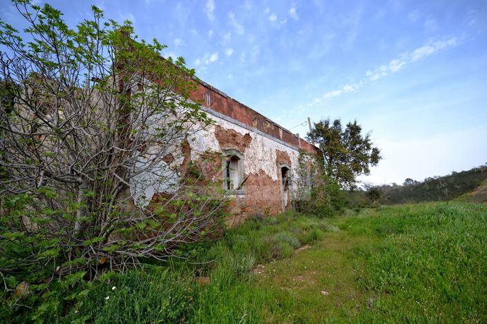 Image No.16-3 Bed Plot for sale