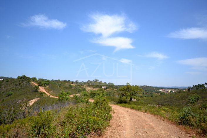 Image No.28-3 Bed Plot for sale
