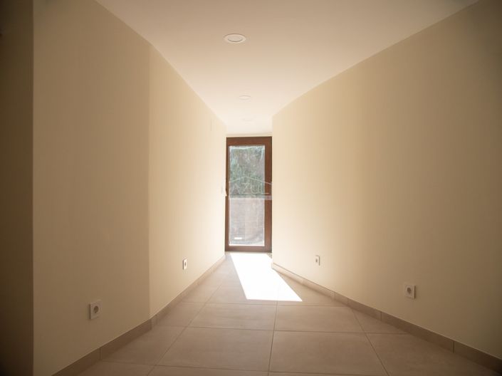 Image No.20-2 Bed Villa for sale