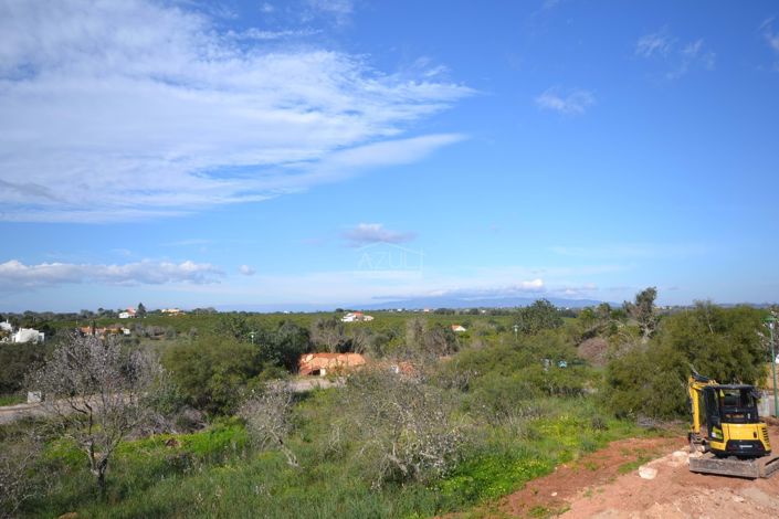 Image No.14-3 Bed Land for sale