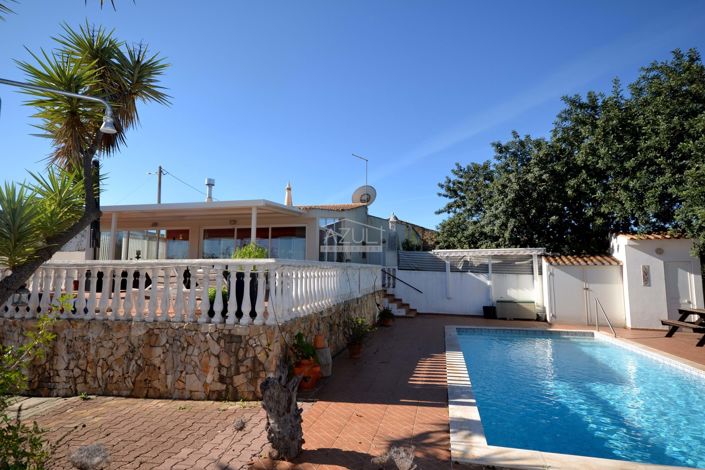 Image No.1-2 Bed Villa for sale