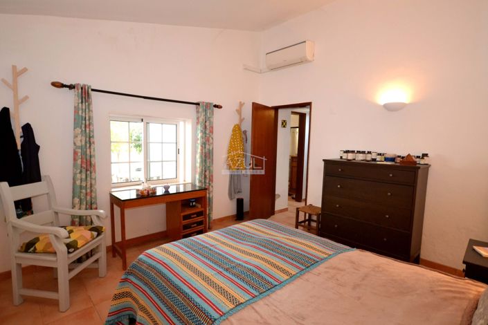 Image No.19-2 Bed Villa for sale