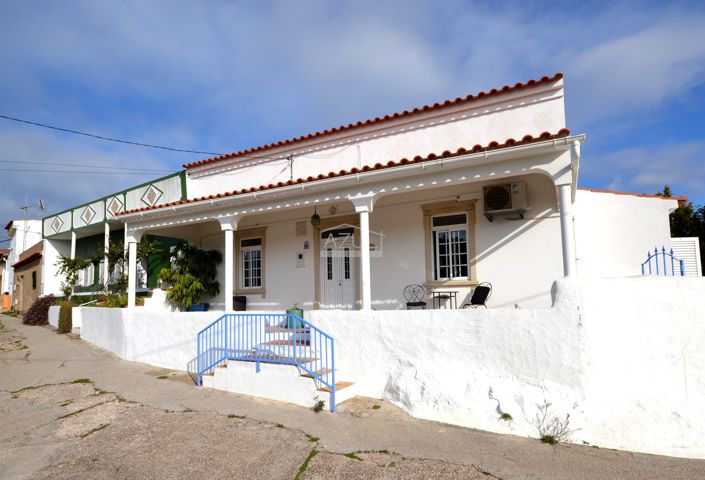 Image No.32-2 Bed Villa for sale