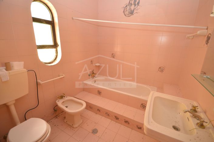 Image No.12-5 Bed Villa for sale