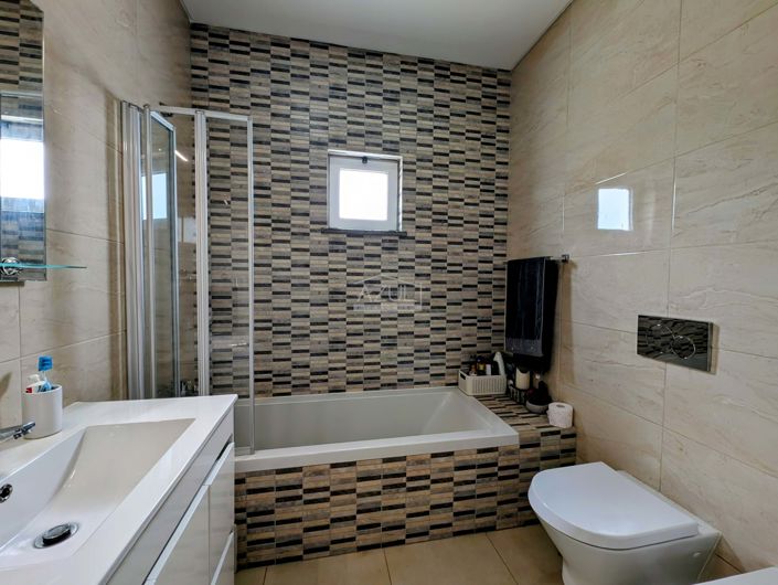 Image No.11-3 Bed Villa for sale