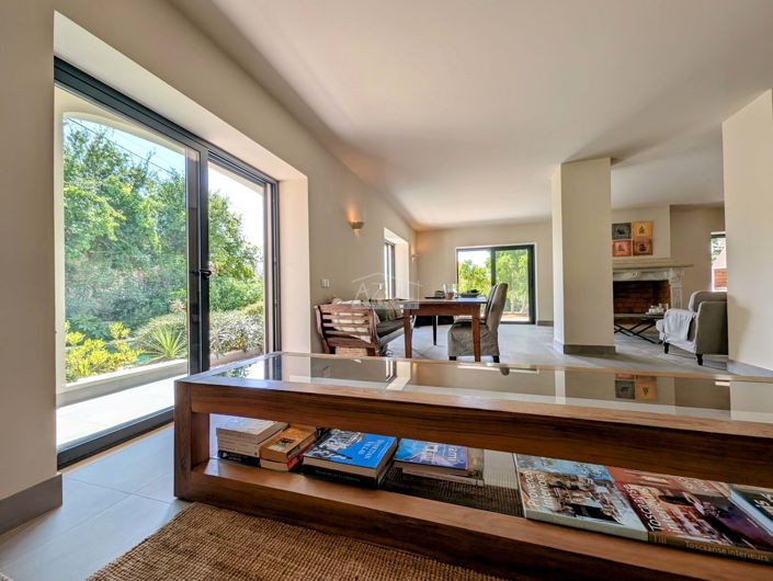 Image No.9-4 Bed Villa for sale