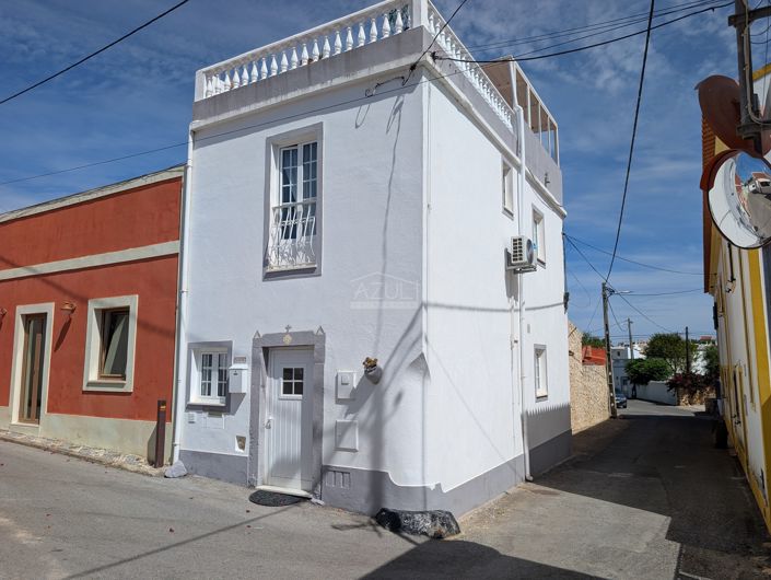 Image No.1-2 Bed Villa for sale