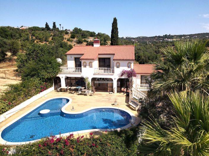 Image No.1-Villa de 4 chambres à vendre à Loule
