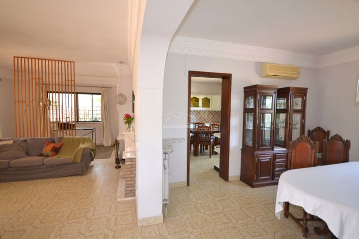 Image No.10-Villa de 4 chambres à vendre à Loule