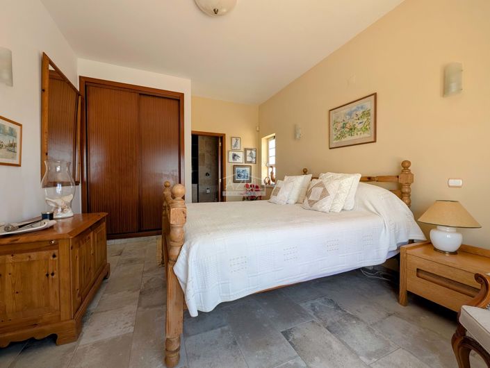 Image No.20-4 Bed Villa for sale