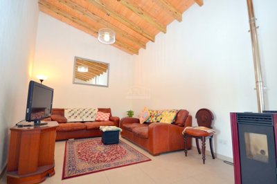 2425-360273-1254606e3c95c5e5ce938638595c7f664