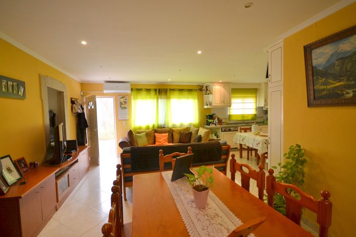 Image No.6-4 Bed Villa for sale