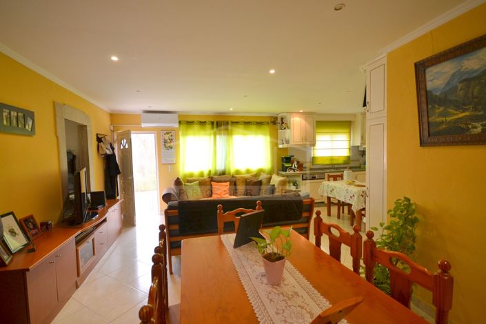 Image No.6-4 Bed Villa for sale