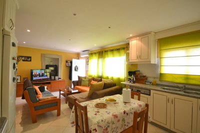 2425-361591-1254606e3c95c5e5ce938638595c7f664