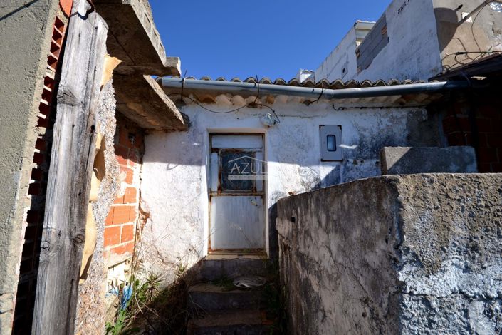 Image No.22-4 Bed Plot for sale