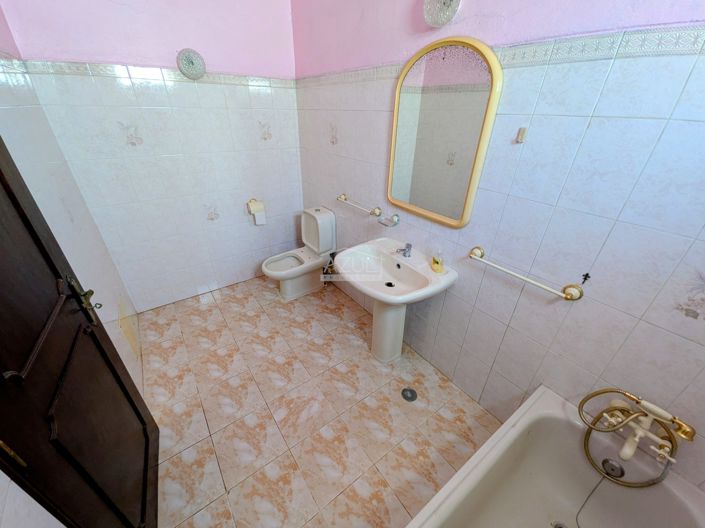 Image No.12-1 Bed Villa for sale