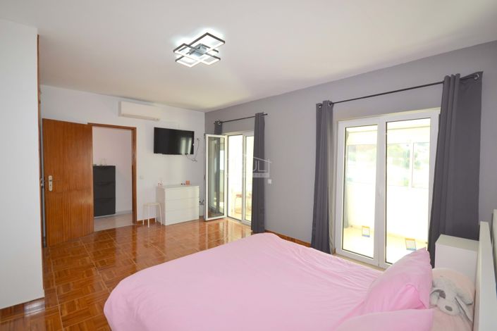 Image No.23-4 Bed Villa for sale