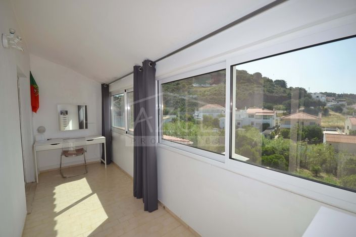 Image No.25-4 Bed Villa for sale