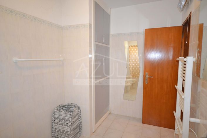 Image No.28-4 Bed Villa for sale