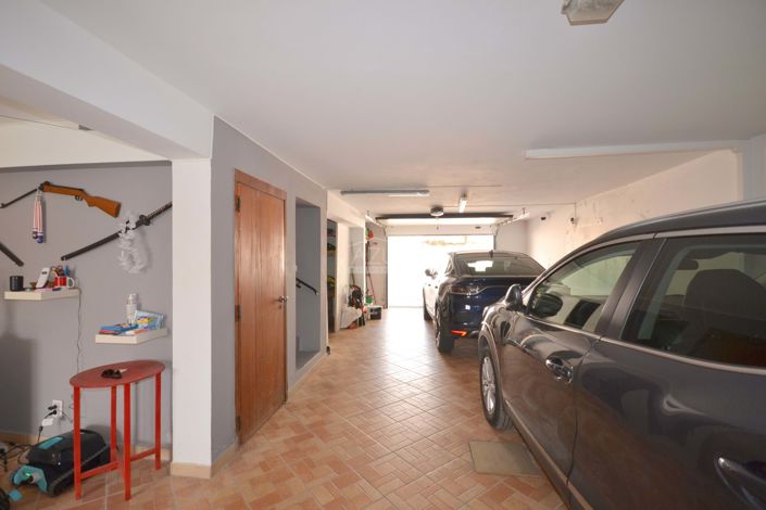 Image No.31-4 Bed Villa for sale