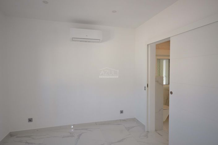 Image No.13-3 Bed Villa for sale