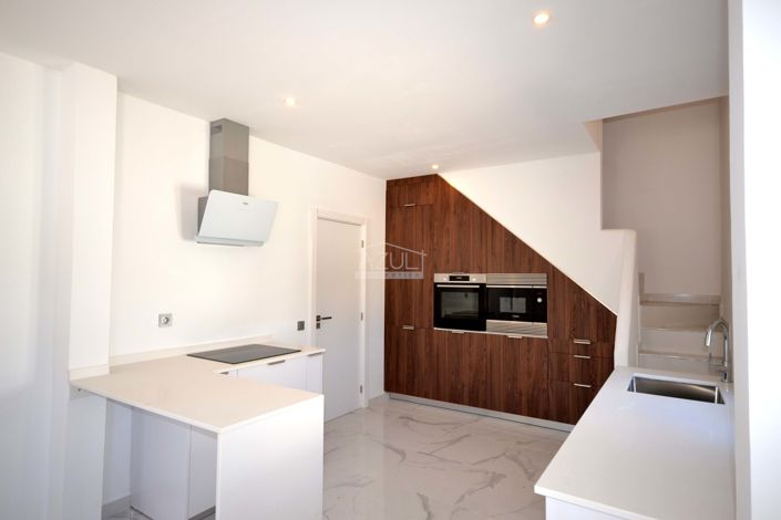Image No.6-3 Bed Villa for sale