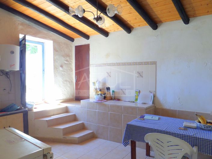 Image No.8-2 Bed Townhouse for sale