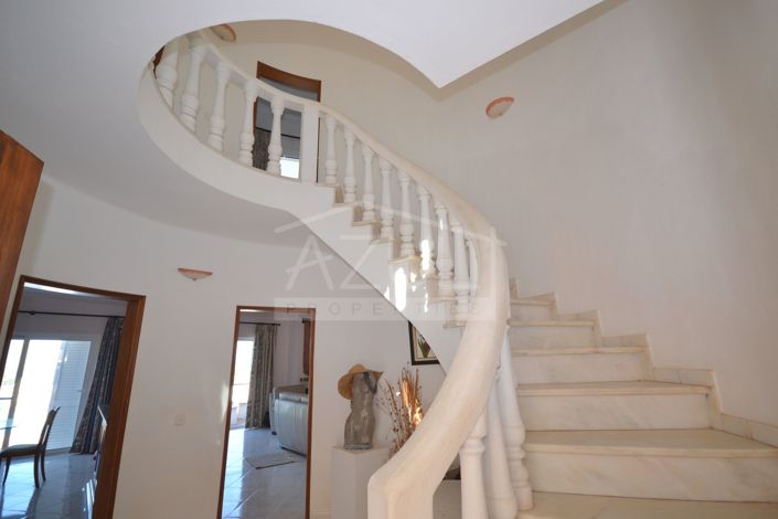 Image No.9-Villa de 5 chambres à vendre à Faro City