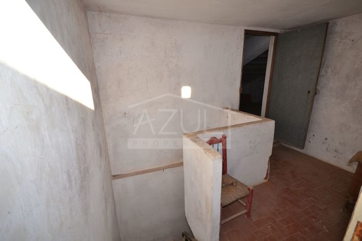 Image No.18-2 Bed Villa for sale